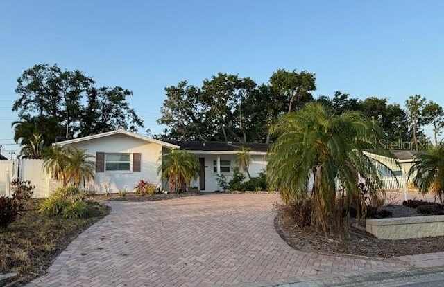 3041 HOYT AVENUE - 3041 Hoyt Avenue, Pinellas County, FL 33759
