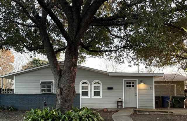 102 ANTRIM DR photos photos