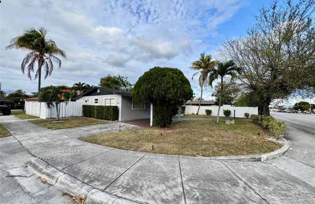 221 Northeast 24th Street - 221 Northeast 24th Street, Pompano Beach, FL 33064 221 Northeast 24th Street - 221 Northeast 24th Street, Pompano Beach, FL 33064