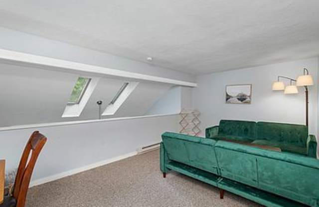 76 Davis Road photos photos