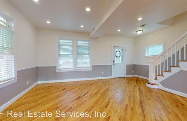 2233 R Street SE Gallery 2