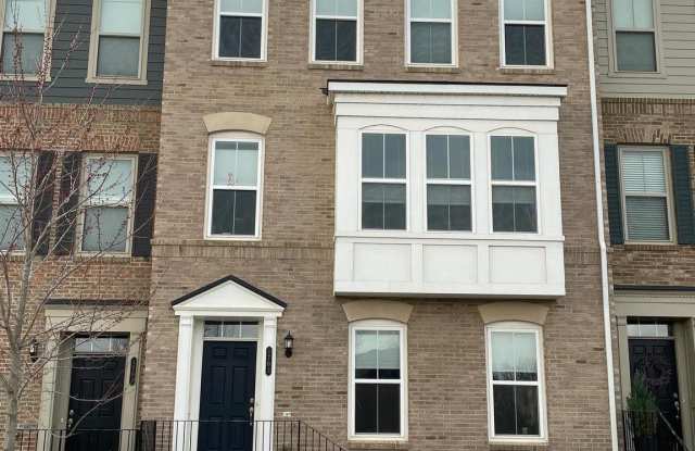 1703 COTTONWOOD GROVE Road photos photos