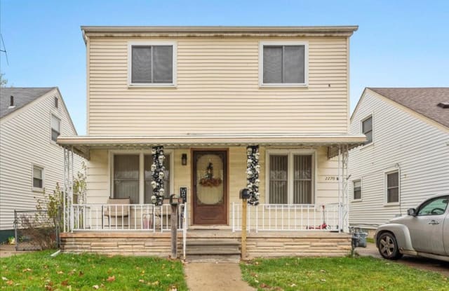 2270 Rose Ave. - Upper - 2270 Rose Avenue, Lincoln Park, MI 48146