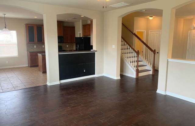 2327 Elva Forest Gallery 4