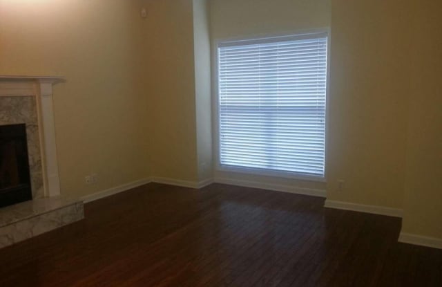 46 Stonehedge Drive - 46 Stonehedge Drive, Buford, GA 30518