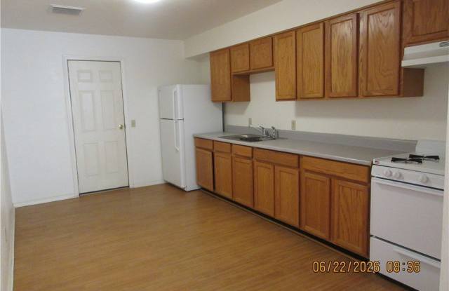 3096 E Butler #1 Avenue Gallery 4