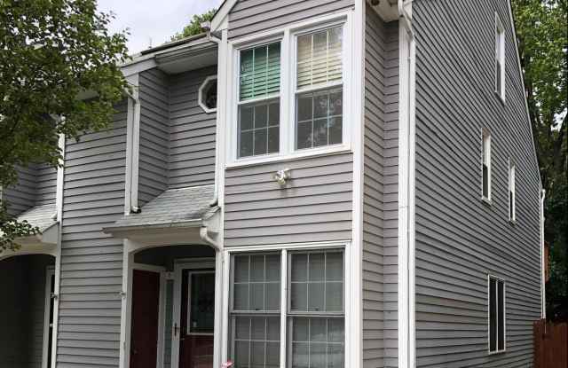 8 S CHERRY GROVE AVE - 8 South Cherry Grove Avenue, Annapolis, MD 21401