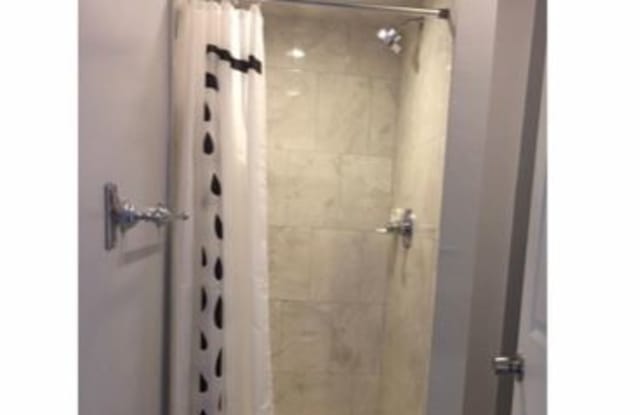 117 south 42nd st - 117 South 42nd Street, Philadelphia, PA 19104