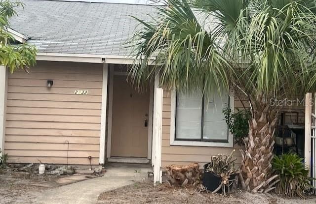 2832 WAXY WILLOW LANE - 2832 Waxy Willow Lane, Orlando, FL 32808