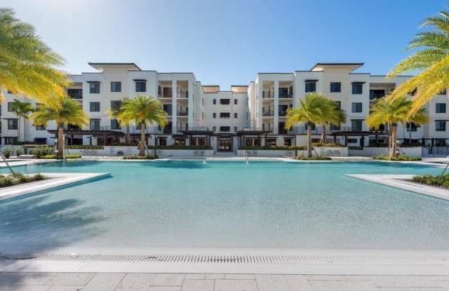 Annual Unfurnished Luxury Condo in Downtown Naples – 2BR + Den, 3 baths (2,1) at Eleven Eleven Central with Resort-Style Amenities  2 Garage Spaces photos photos