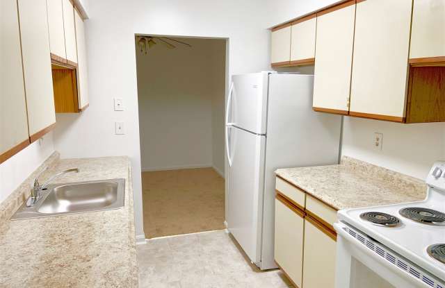 4824 River Valley Way Gallery 4