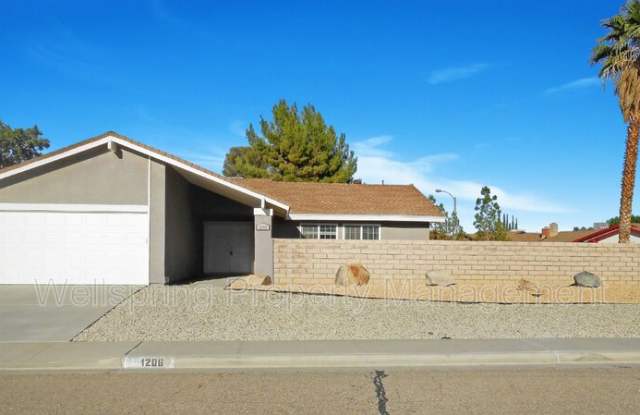 1206 N Erwin - 1206 North Erwin Street, Ridgecrest, CA 93555