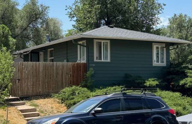 Updated 2 bedroom duplex in central Fort Collins photos photos