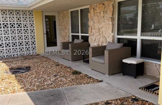 2917 SE SAN JERONIMO RD Gallery 3