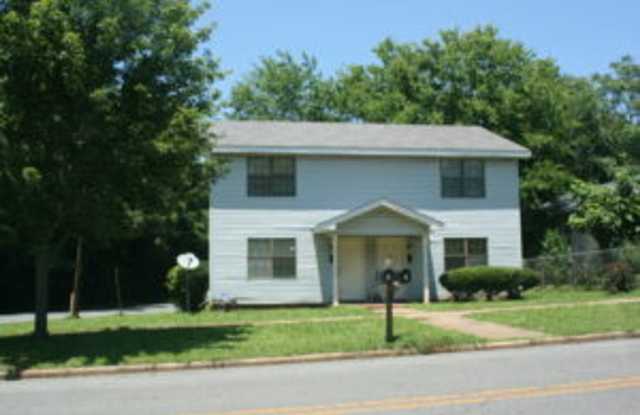 1 E 9th Street photos photos