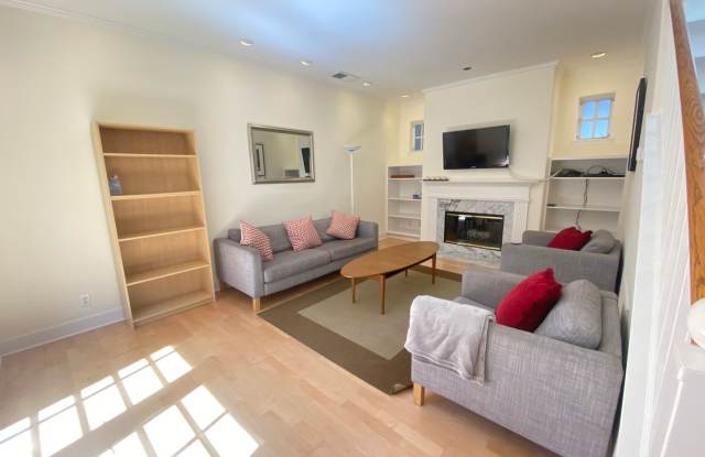 Advent - SHORT TERM FURNISHED RENTAL North Berkeley Townhouse in Gated Development!! - 1519 Henry Street, Berkeley, CA 94709