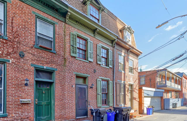 711 Prince St - 711 Prince Street, Harrisburg, PA 17102