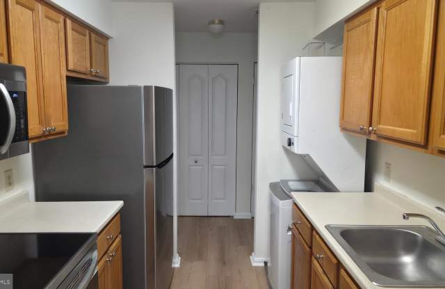 8387 MONTGOMERY RUN Road Gallery 3