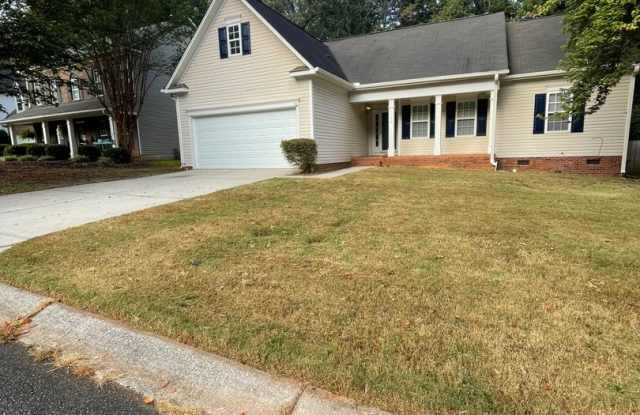 3 bedroom 2 bath home, Bonus has closets!! - 106 Moncton Place, Greenville County, SC 29681