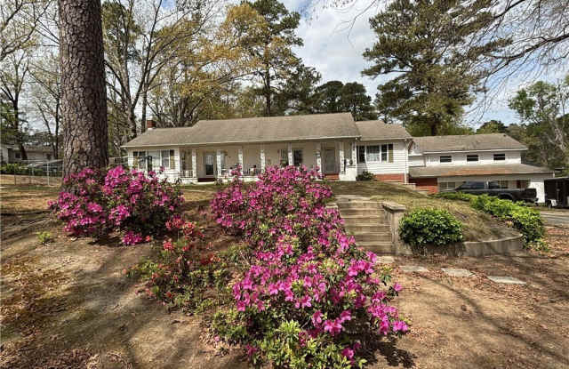 100-B TWIN ACRES Drive Gallery 1