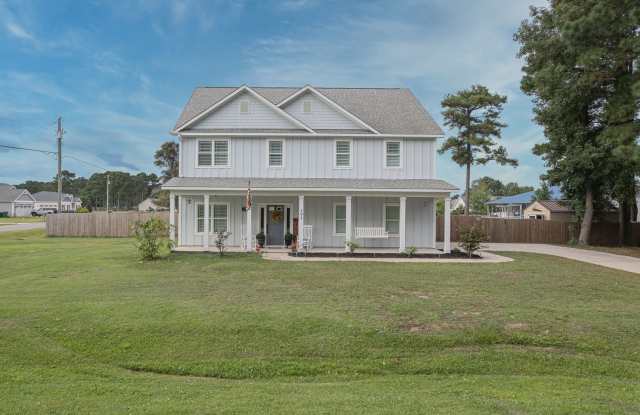 Coastal Elegance on a Spacious Corner Lot in Kings Harbor photos photos
