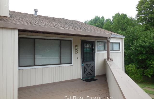 1006 W. Maple Ave - 1006 West Maple Avenue, Independence, MO 64050