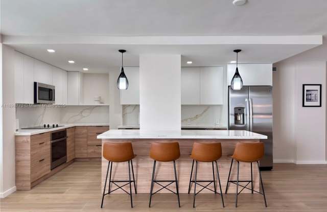 10230 Collins Ave photos photos