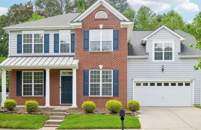 Nice 4 bedroom home with fenced yard photos photos