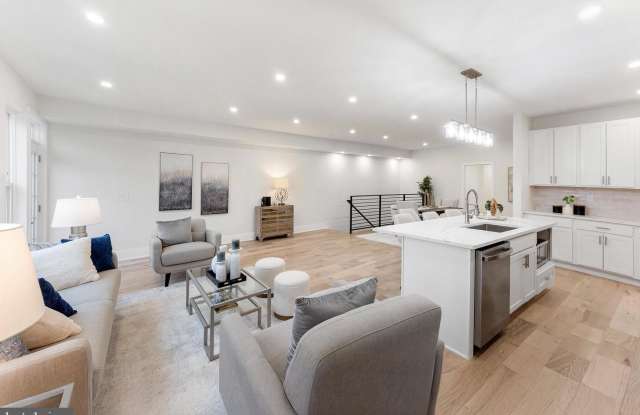 5404 4TH ST NW #2 Gallery 3