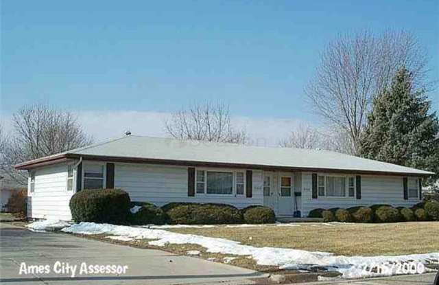 Available Now: 2 Bedroom Duplex North Ames photos photos