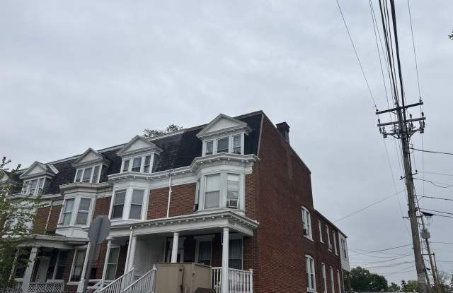 1st Floor Efficiency Yotk City photos photos