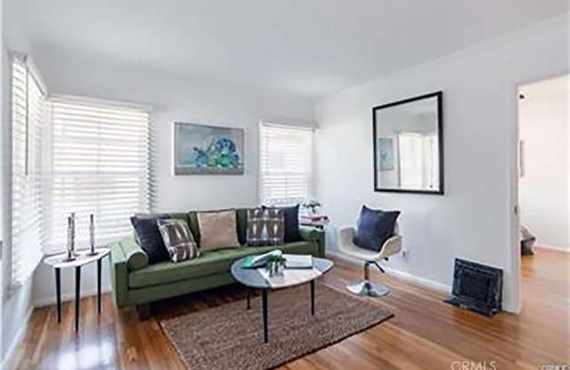 4266 Troost - 4266 Troost Avenue, Los Angeles, CA 91604