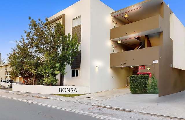 519 SW 5th Ave photos photos