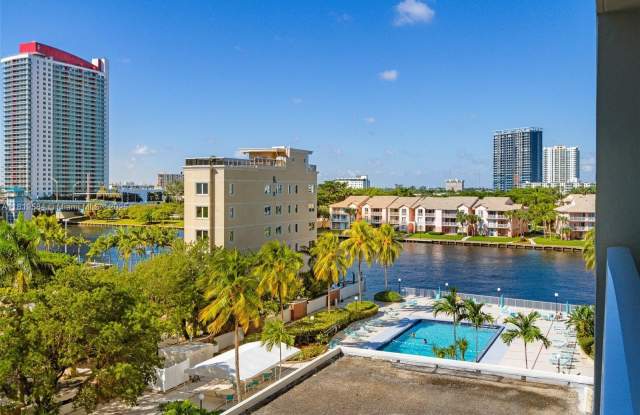3800 S Ocean Dr photos photos