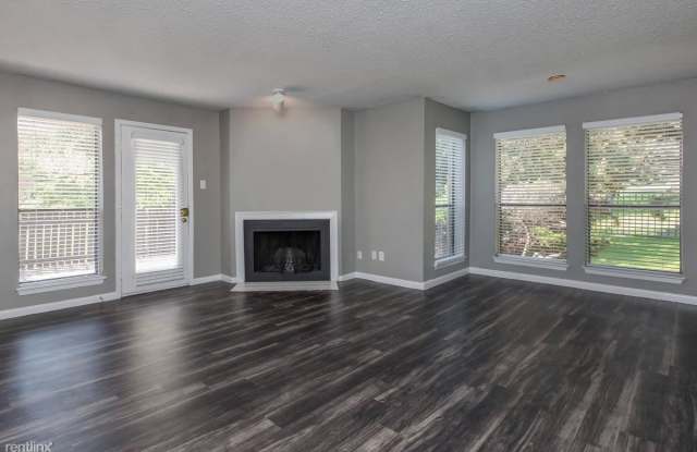 317 Steeplechase Dr Gallery 2