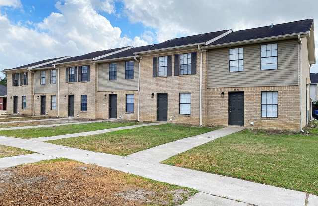 7866 Gladys, Beaumont, TX 77706 - 7866 Gladys Avenue, Beaumont, TX 77706