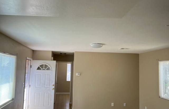Home in East Bakersfield - Coming Soon photos photos