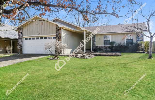 Beautiful 3 Bedroom 2 Bathroom House - Ready for Move-In! photos photos