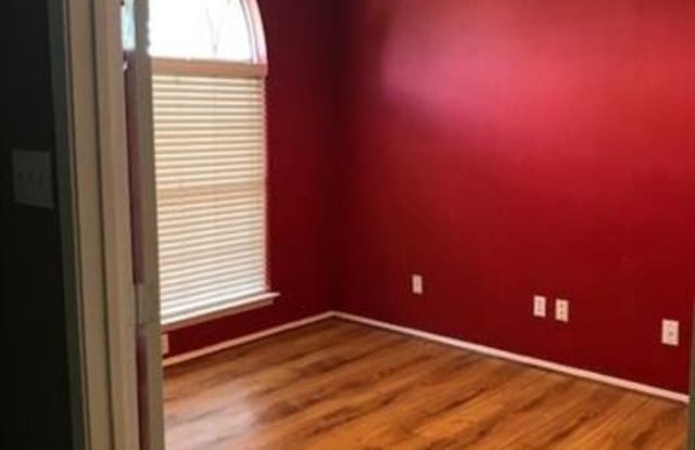 906 Switzer Court - 906 Switzer Lane, Cedar Hill, TX 75104