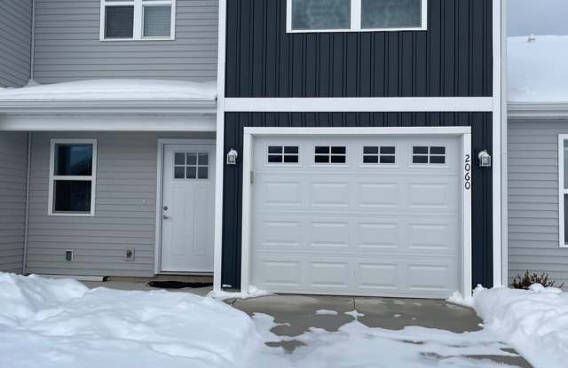 Three Bedroom Townhouse in Portage photos photos