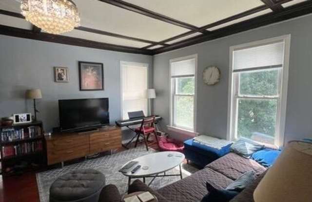 8 Hudson Terrace Gallery 3
