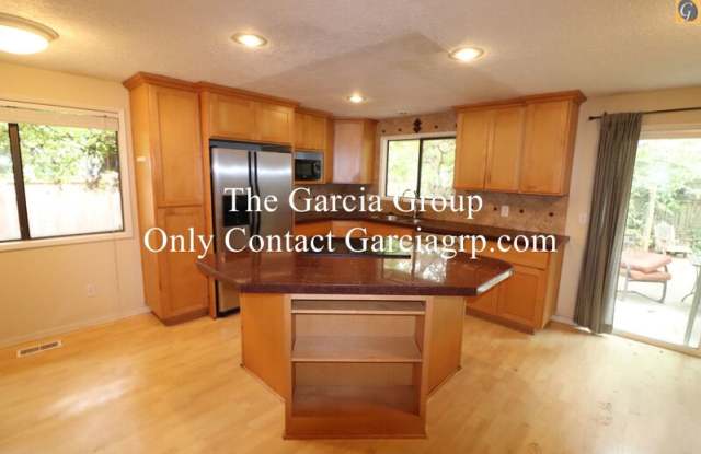 9585 SW New Forest Dr Gallery 3