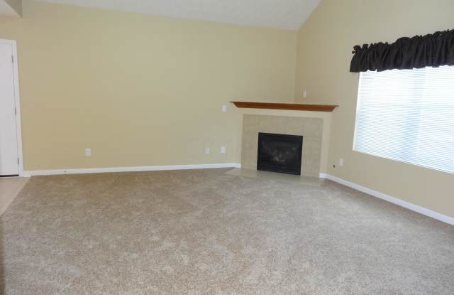 5586 Spring River Avenue Gallery 3