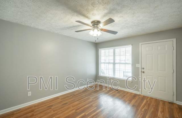 1511 Eucalyptus Dr Gallery 3