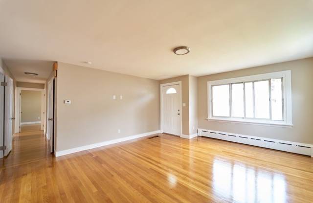 1305 Salem Street photos photos