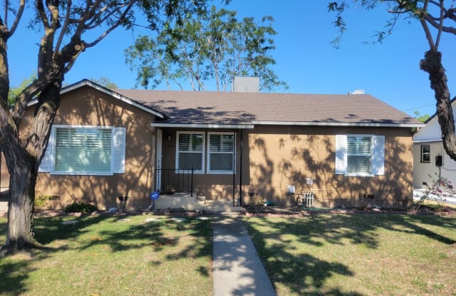 545 North O Street - 545 North O Street, Tulare, CA 93274