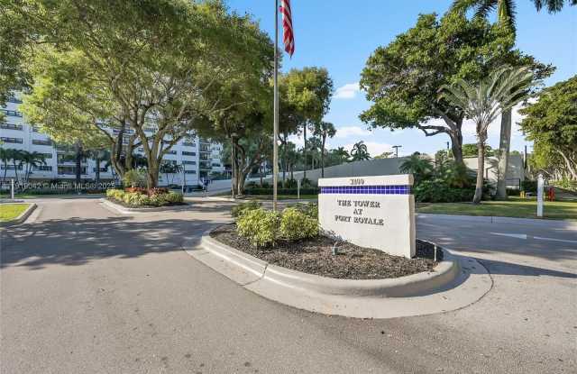 3200 N Port Royale Dr N photos photos