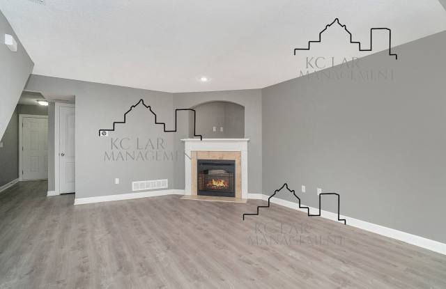 10518 East 45th Place Gallery 3