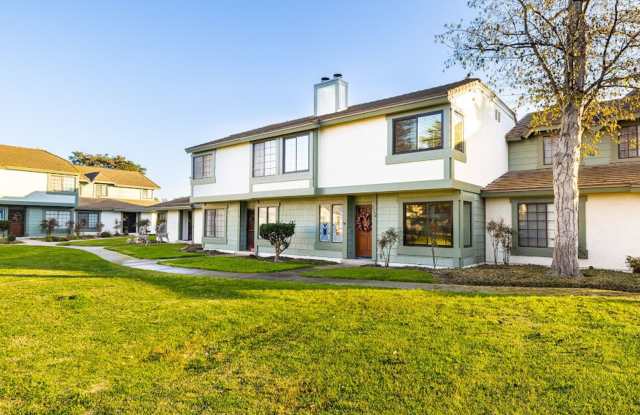 Charming 2 bed 2.5 bath townhome in oxnard - 3554 Olds Road, Oxnard, CA 93033 Charming 2 bed 2.5 bath townhome in oxnard - 3554 Olds Road, Oxnard, CA 93033