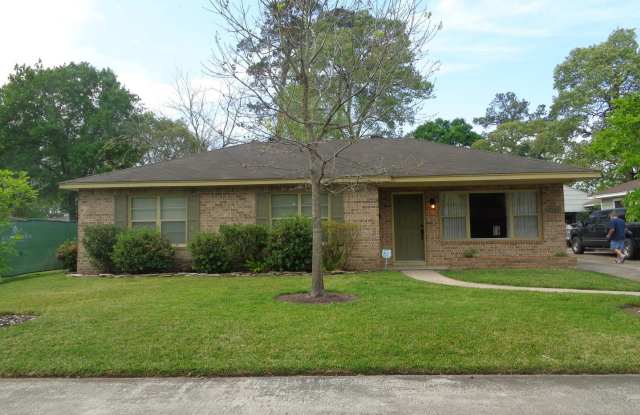 1522 Hewitt Dr Gallery 2